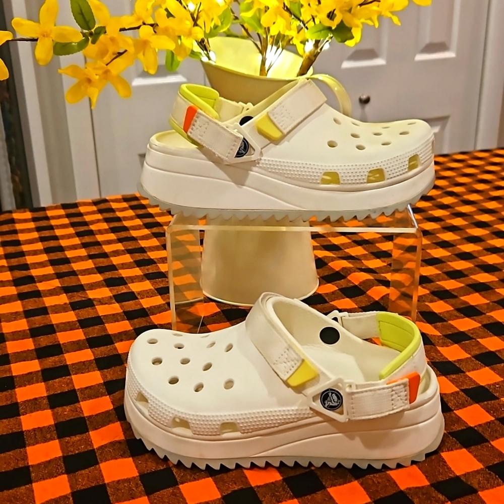 Limited edition white Crocs M4 W6